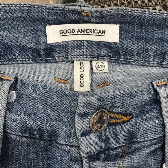 GOOD AMERICAN Good Legs Fray Ankle Skinny Jeans - Picture 6 of 9